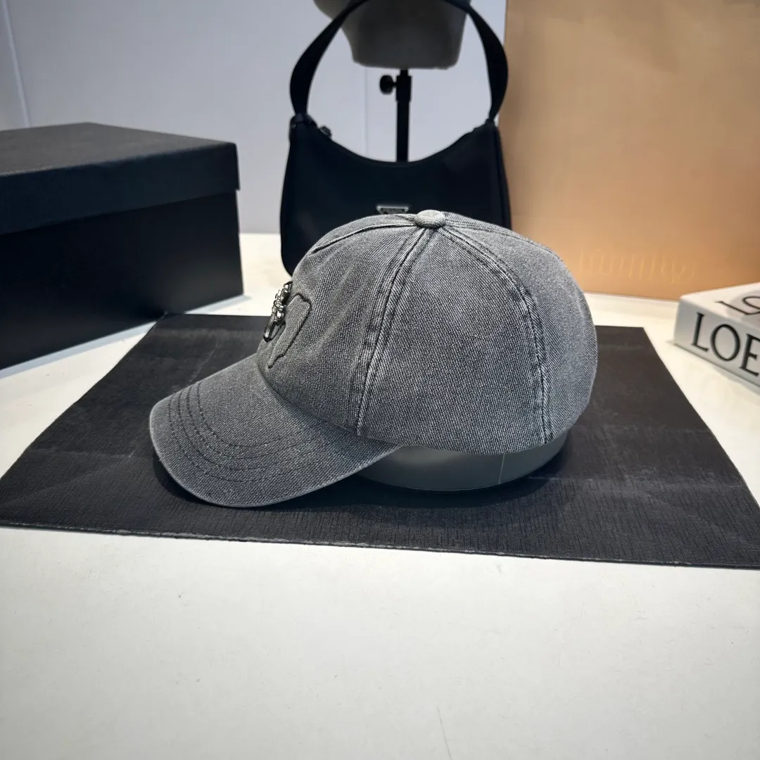 P60 Crow Heart baseball cap, retro cowboy cap, head circumference 57.cm